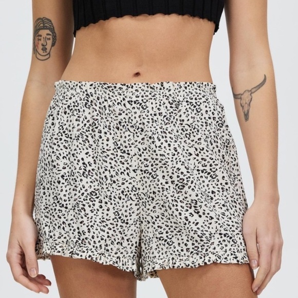 NWT Volcom Sand Siesta Printed Pull On Shorts - Picture 1 of 9